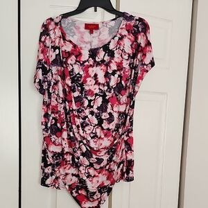 Jennifer Lopez Black and Pink Bell Sleeve Ruched Blouse